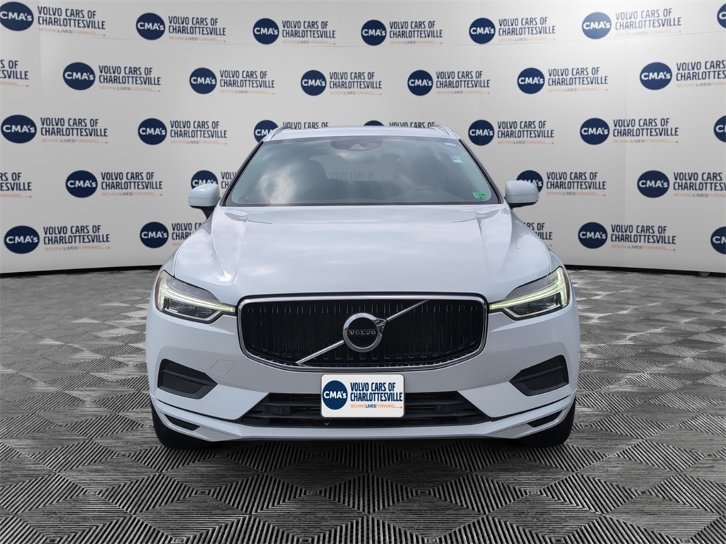 2018 Volvo XC60 T5 Momentum photo 8
