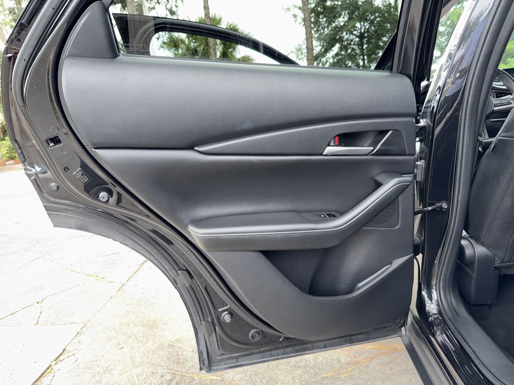 2022 Mazda CX-30 2.5 Select photo 18