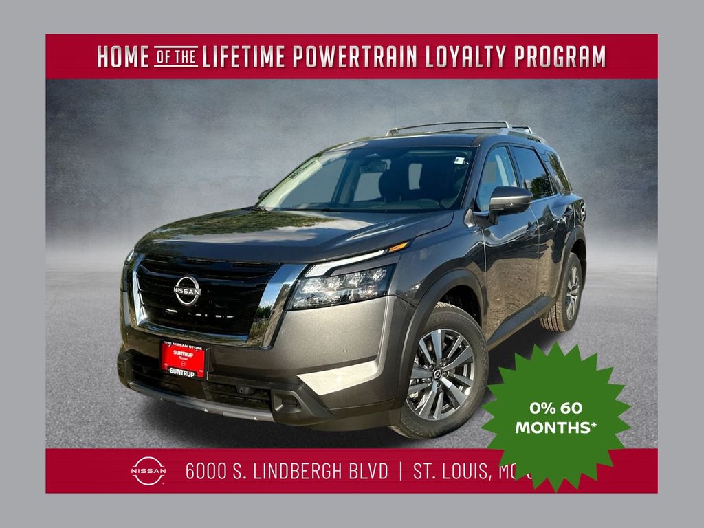 2025 Nissan Pathfinder SL's photo