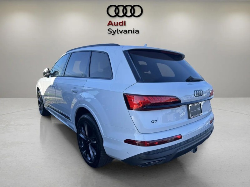 2025 Audi Q7 Premium Plus photo 4
