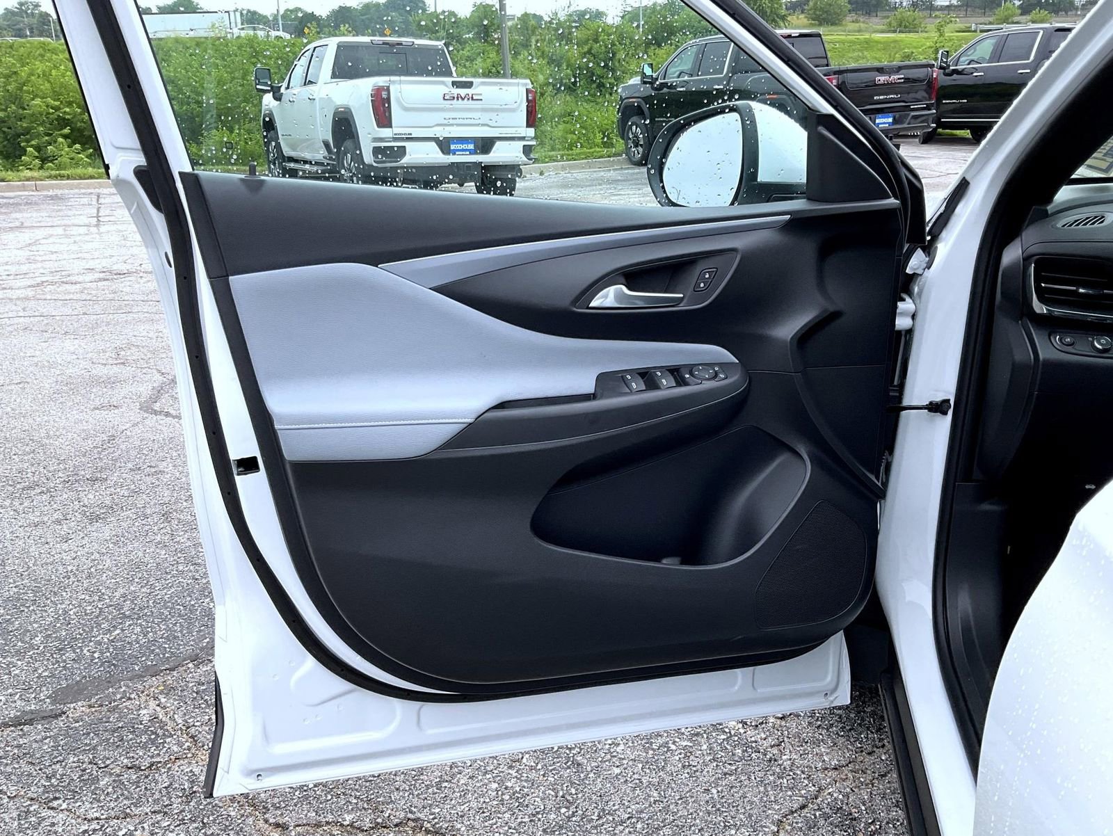 2025 Buick Envista Preferred photo 9