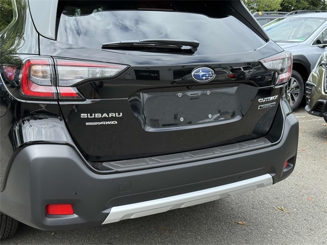 2025 Subaru Outback Touring XT photo 11