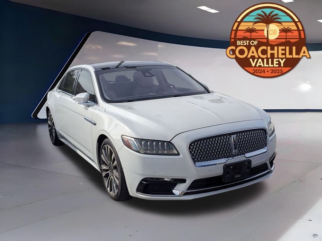 2020 Lincoln Continental Reserve's photo