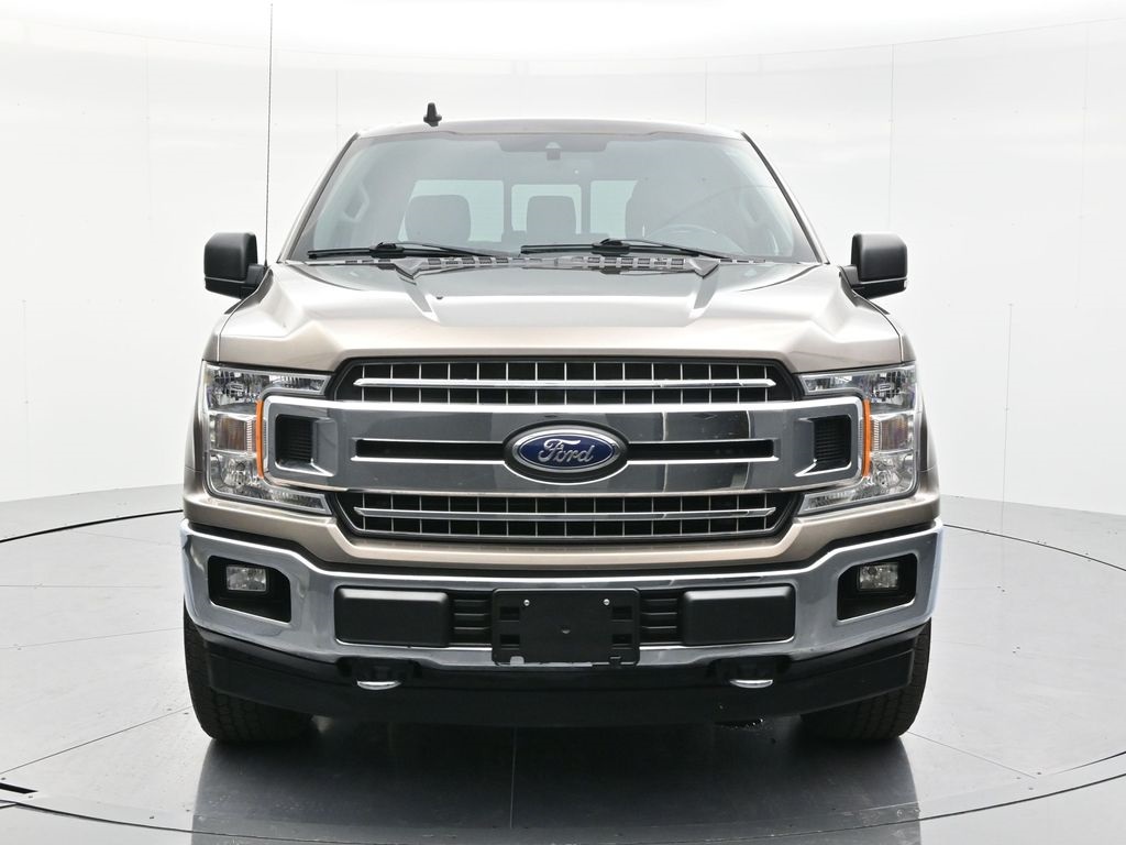 2020 Ford F-150 XLT photo 2