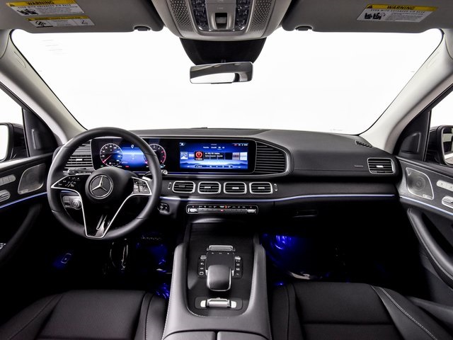 2026 Mercedes Benz GLS 450 4MATIC photo 24