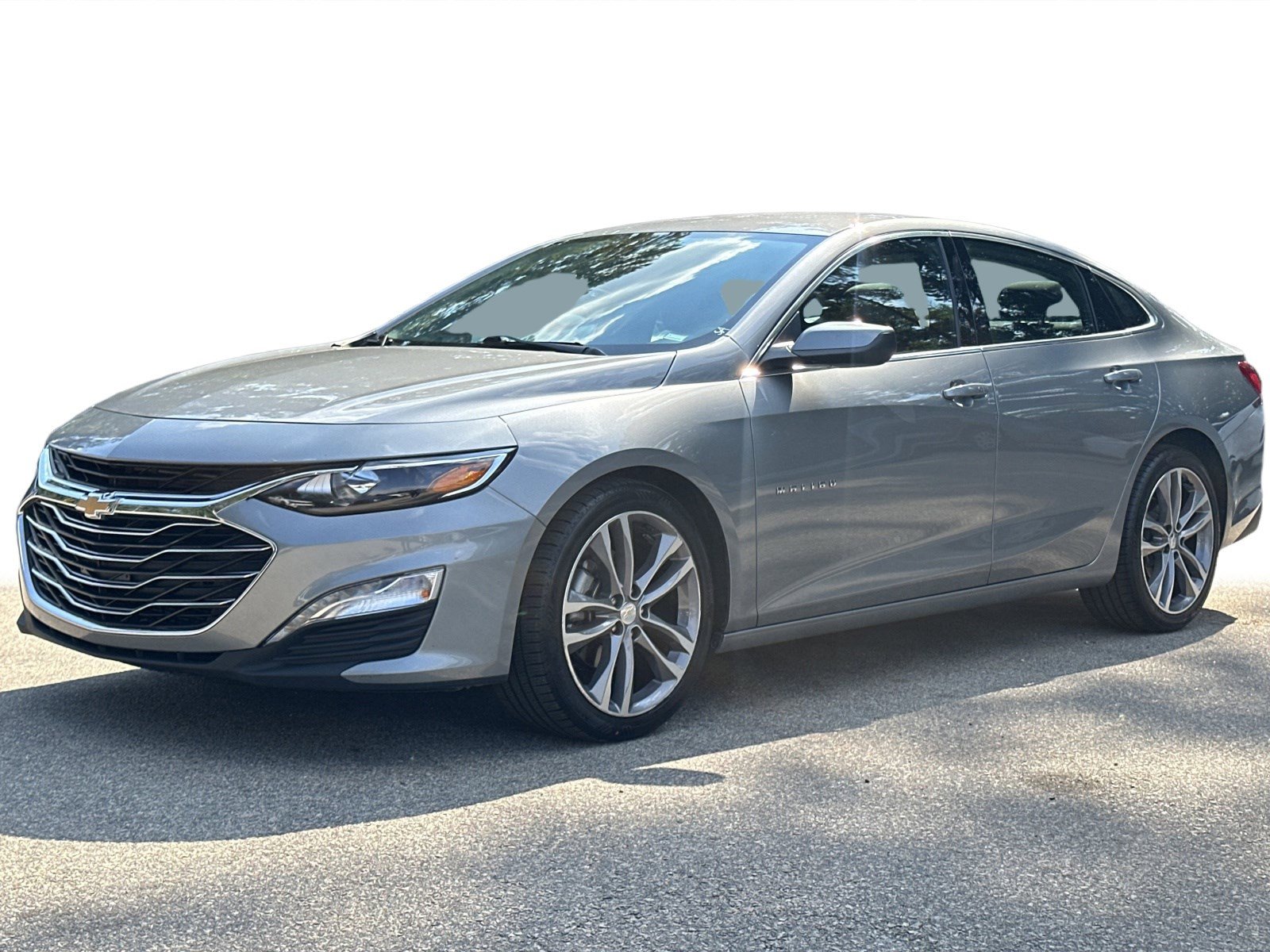 2023 Chevrolet Malibu 1LT photo 2