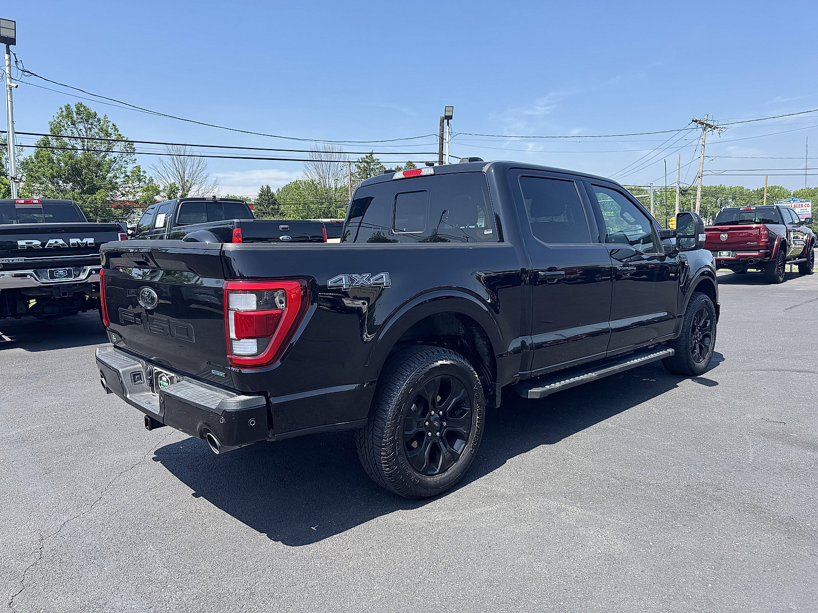 2023 Ford F-150 Lariat photo 3