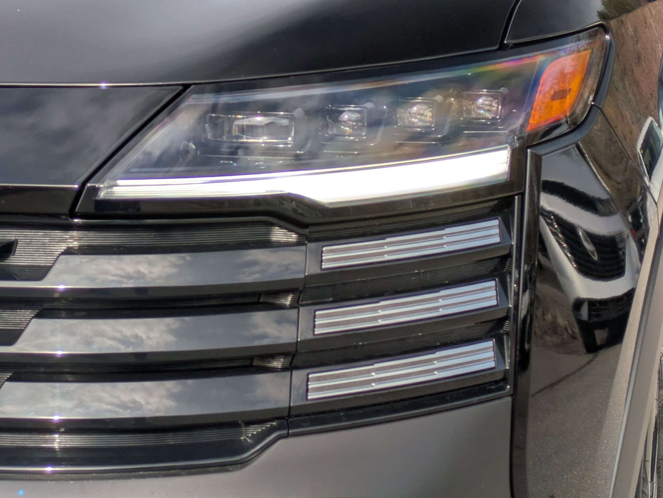 2026 Nissan Kicks SV photo 4