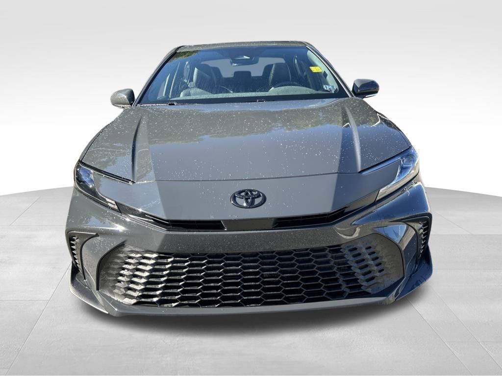 2026 Toyota Camry SE photo 8