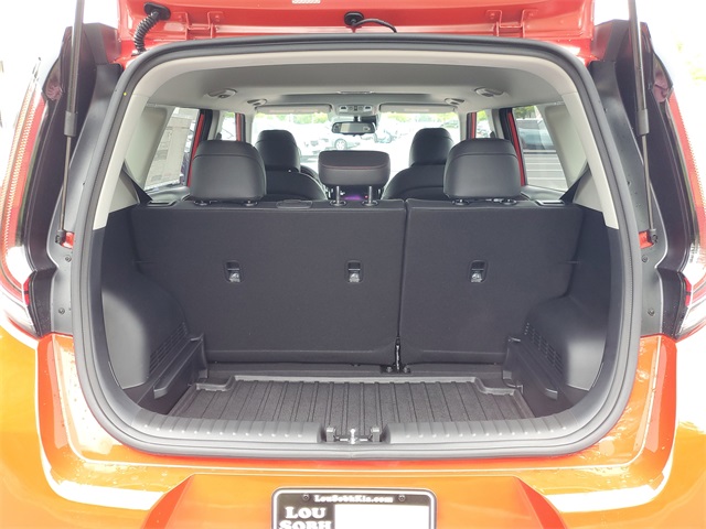 2025 Kia Soul GT-Line photo 8