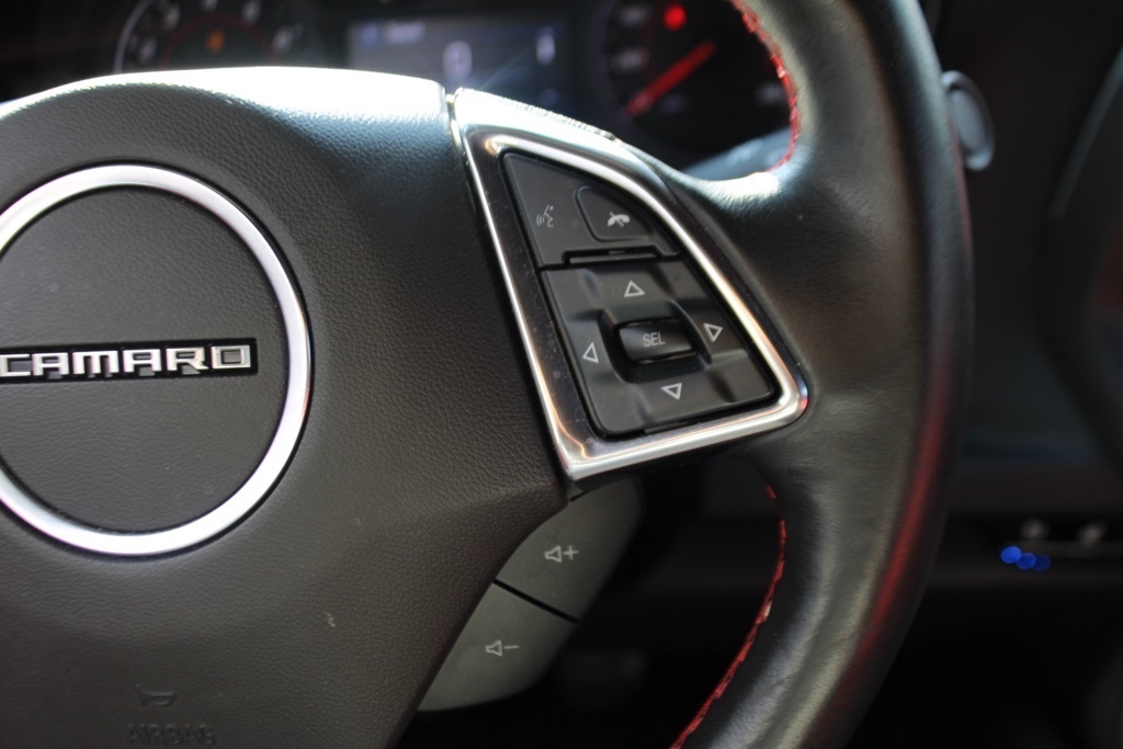 2023 Chevrolet Camaro 2LT photo 15