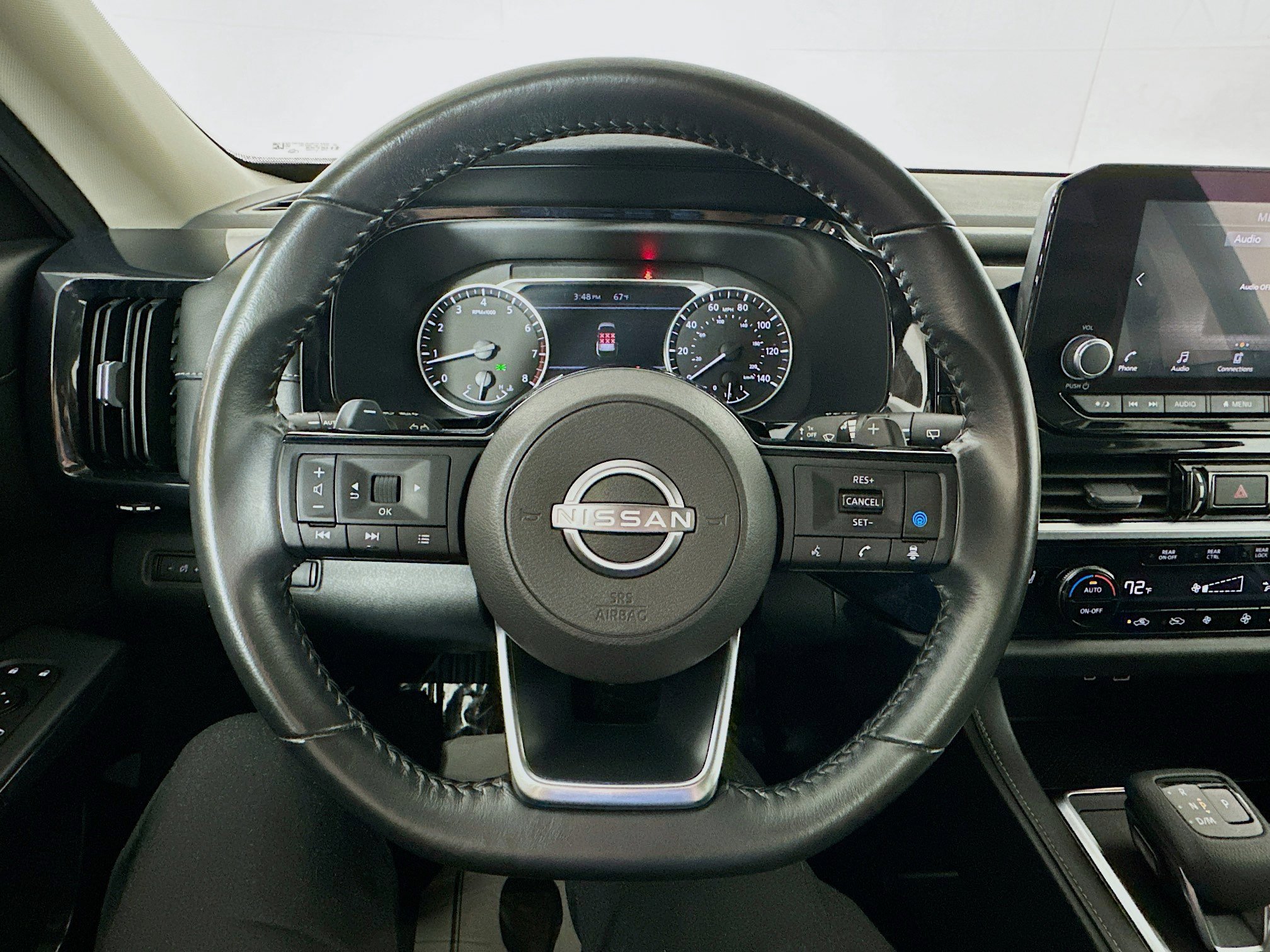2023 Nissan Pathfinder SV photo 11
