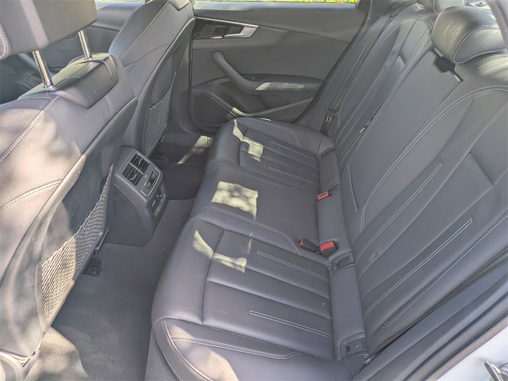 2024 Audi A4 S line Premium Plus 45 TFSI Quattro photo 13