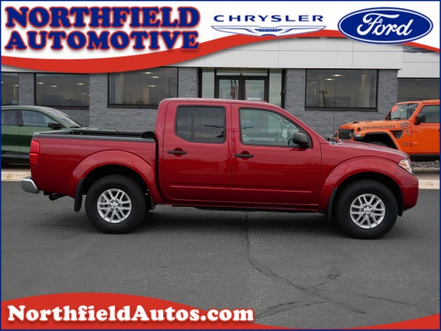 2015 Nissan Frontier SV's photo