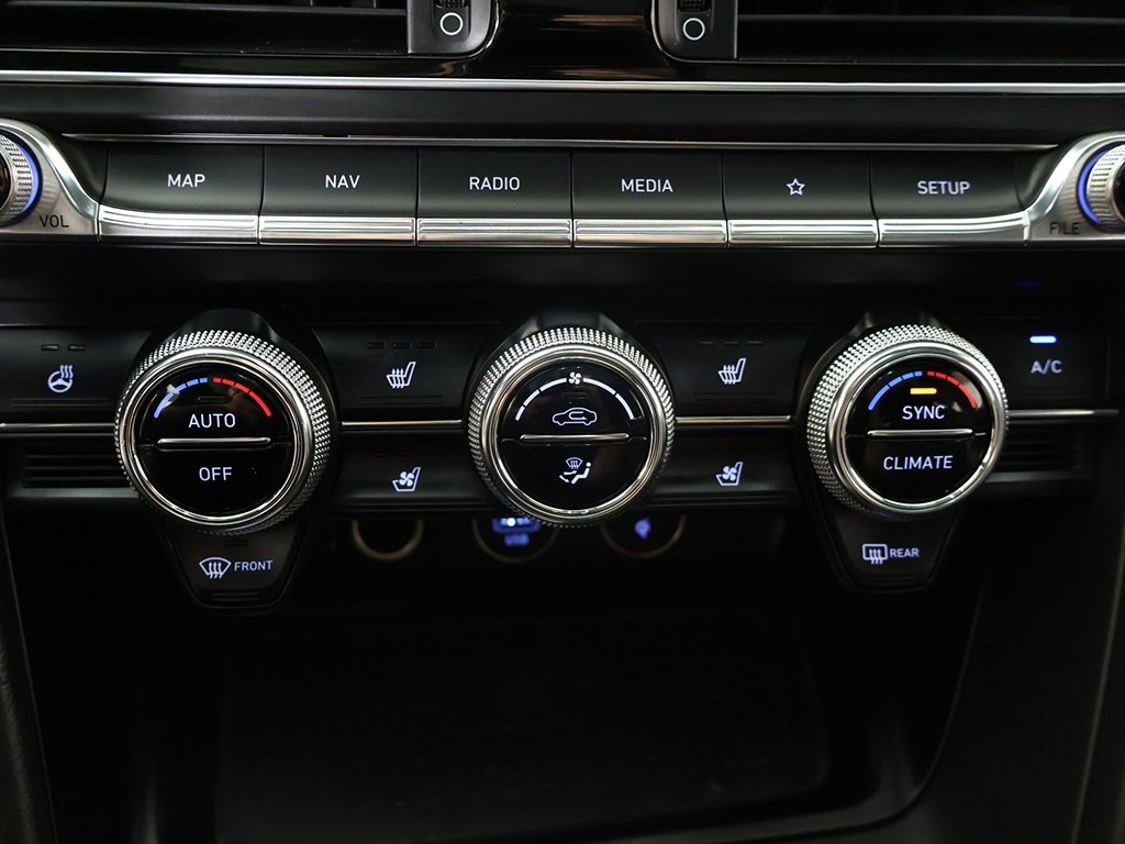 2023 Genesis G70 2.0T Sport Prestige photo 46