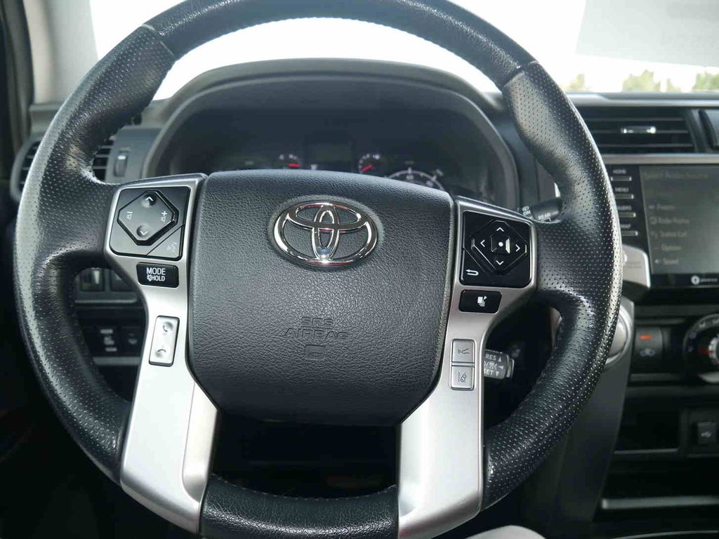 2024 Toyota 4Runner SR5 Premium photo 40