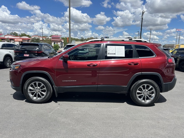 2019 Jeep Cherokee Latitude photo 3