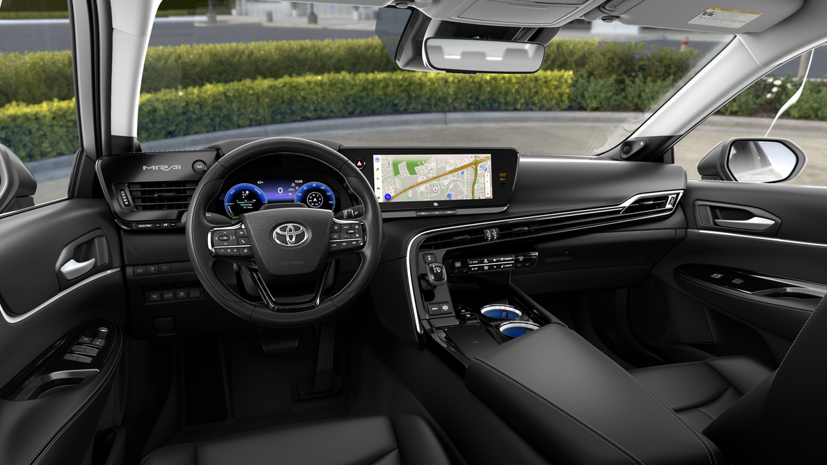 2025 Toyota Mirai XLE photo 17