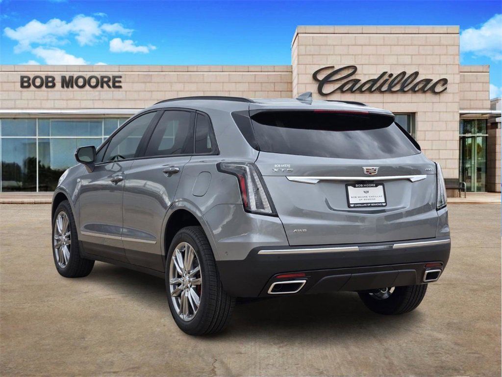 2025 Cadillac XT5 Sport photo 4