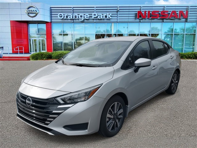 2025 Nissan Versa SV photo 4