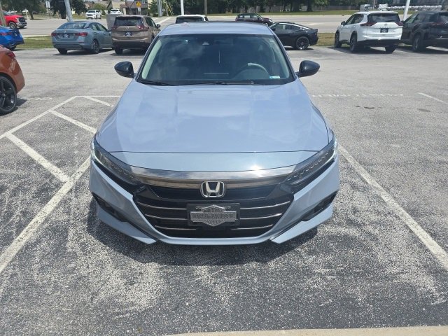 Used 2022 Honda Accord Sport SE with VIN 1HGCV1F43NA020051 for sale in Northfield, Minnesota