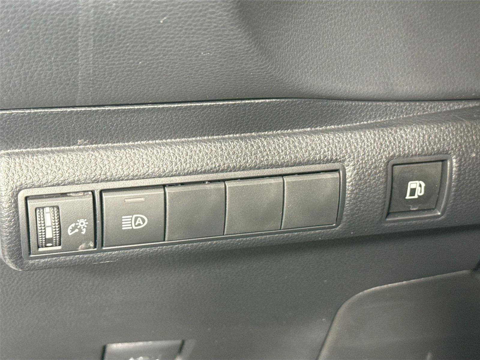 2024 Toyota Corolla Hybrid photo 13