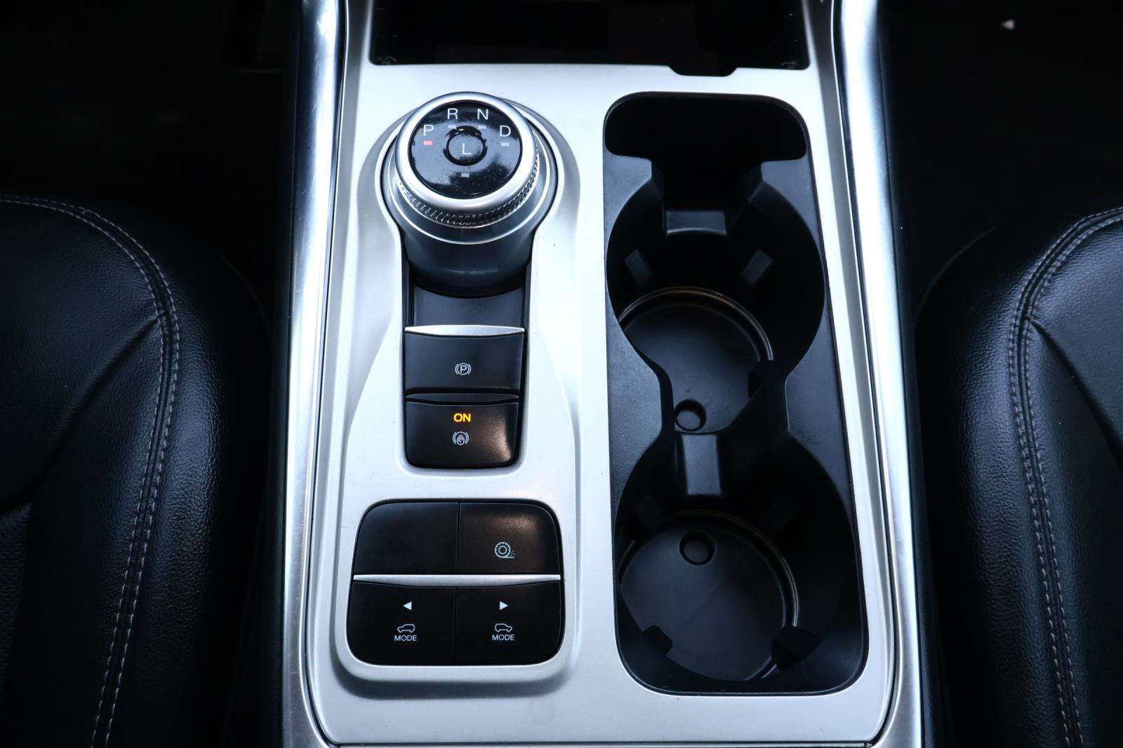 2022 Ford Explorer Limited photo 27