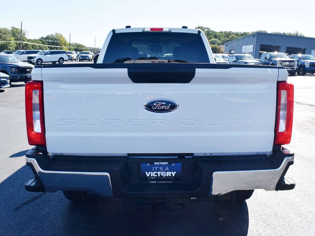 2026 Ford F-350 XLT photo 22