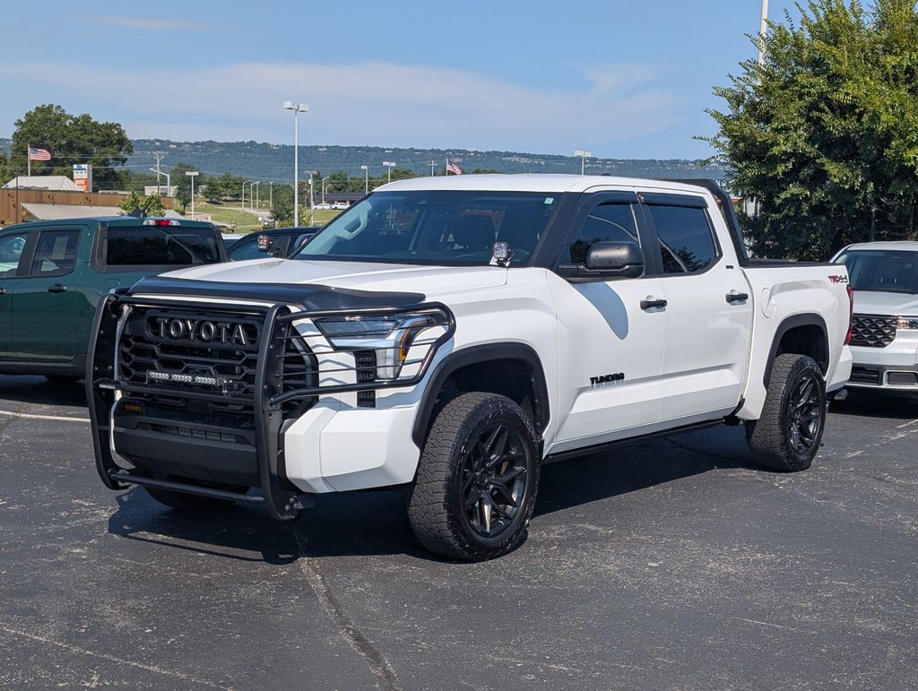 2024 Toyota Tundra SR5 photo 2