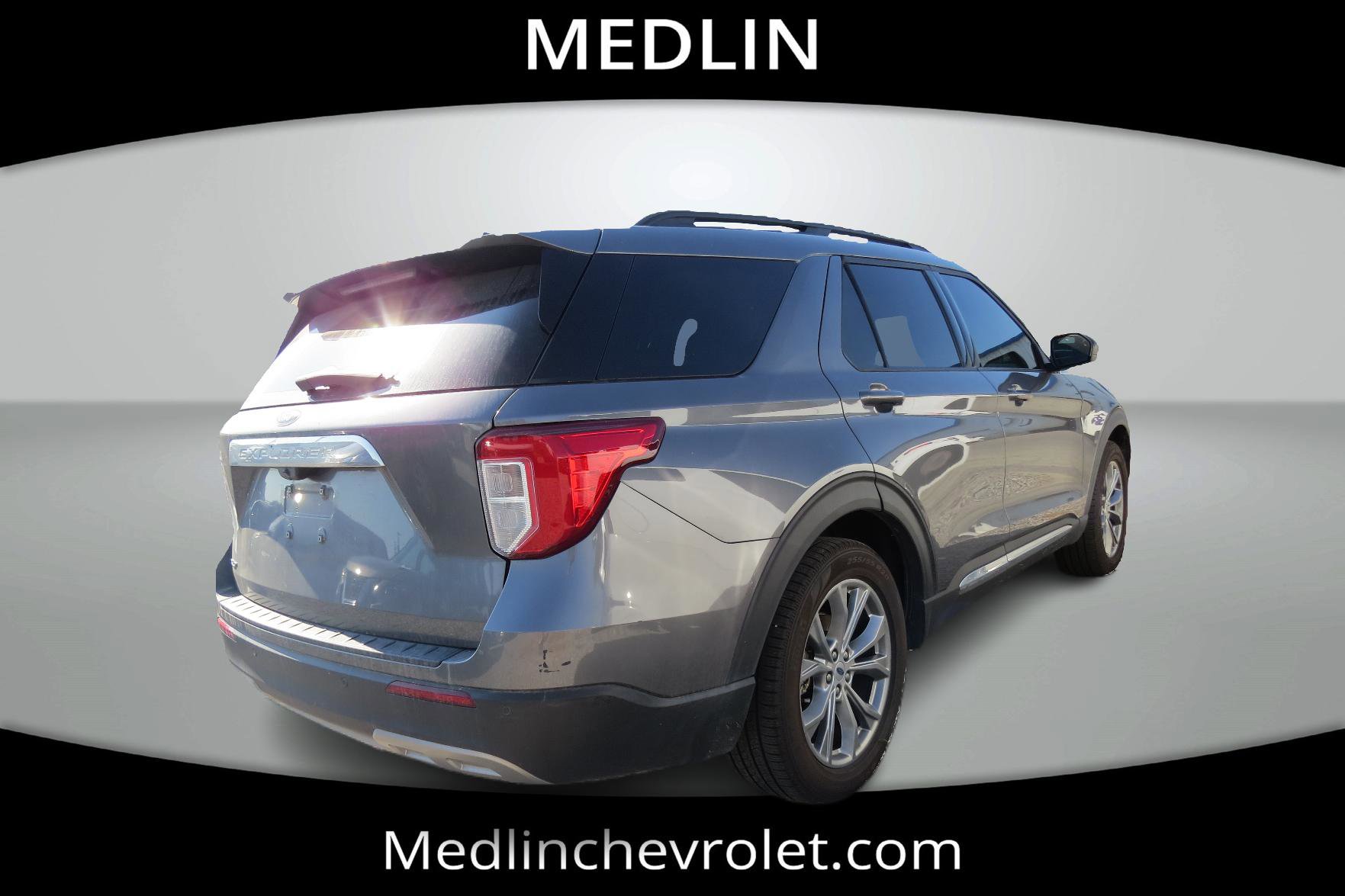 2022 Ford Explorer XLT photo 4