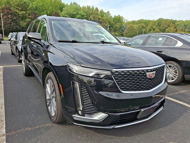 2023 Cadillac XT6 Premium Luxury photo 3
