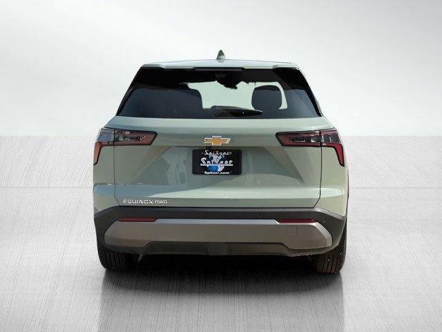 2026 Chevrolet Equinox LT photo 5