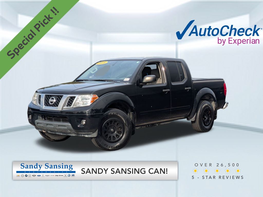 2019 Nissan Frontier SV's photo
