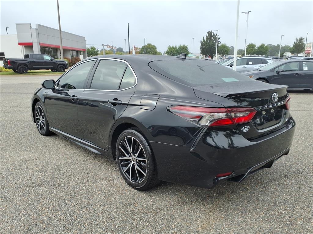 2023 Toyota Camry SE photo 7
