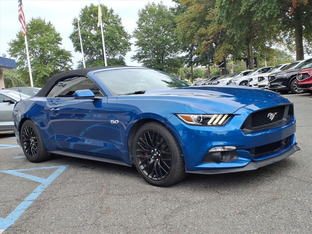 2017 Ford Mustang GT Premium photo 3