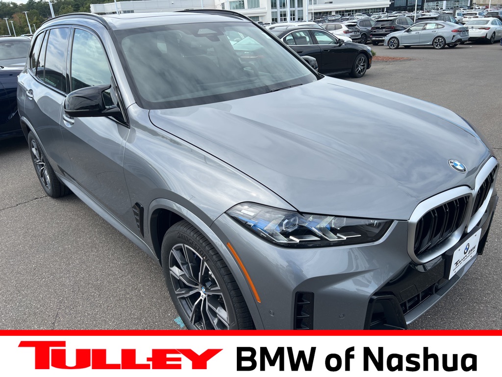 2026 BMW X5 M60i's photo