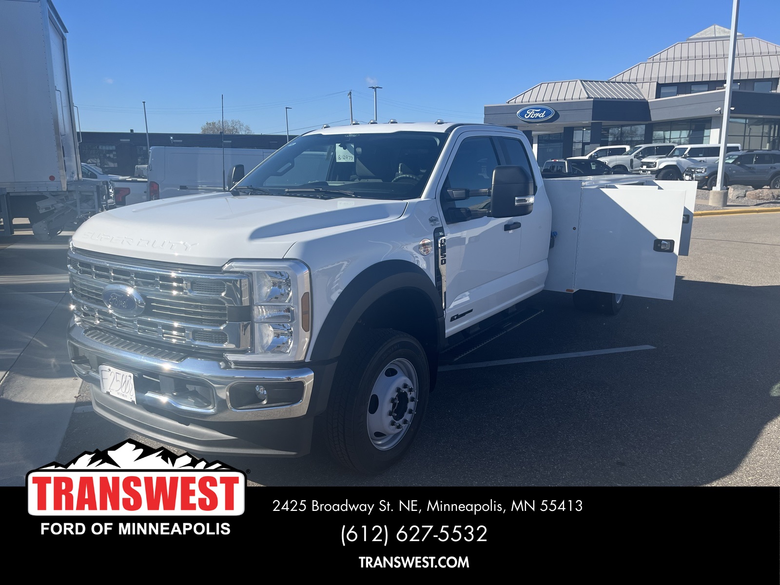 2025 Ford F-550 Super Duty Chassis Cab XL's photo