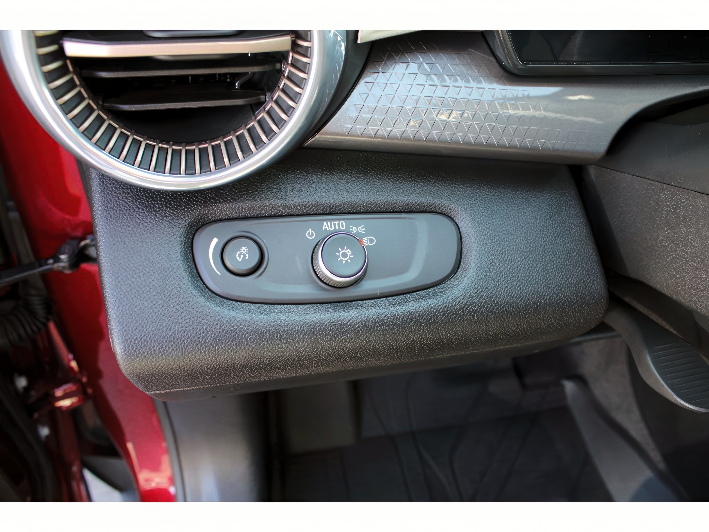 2024 Chevrolet Trax ACTIV photo 13