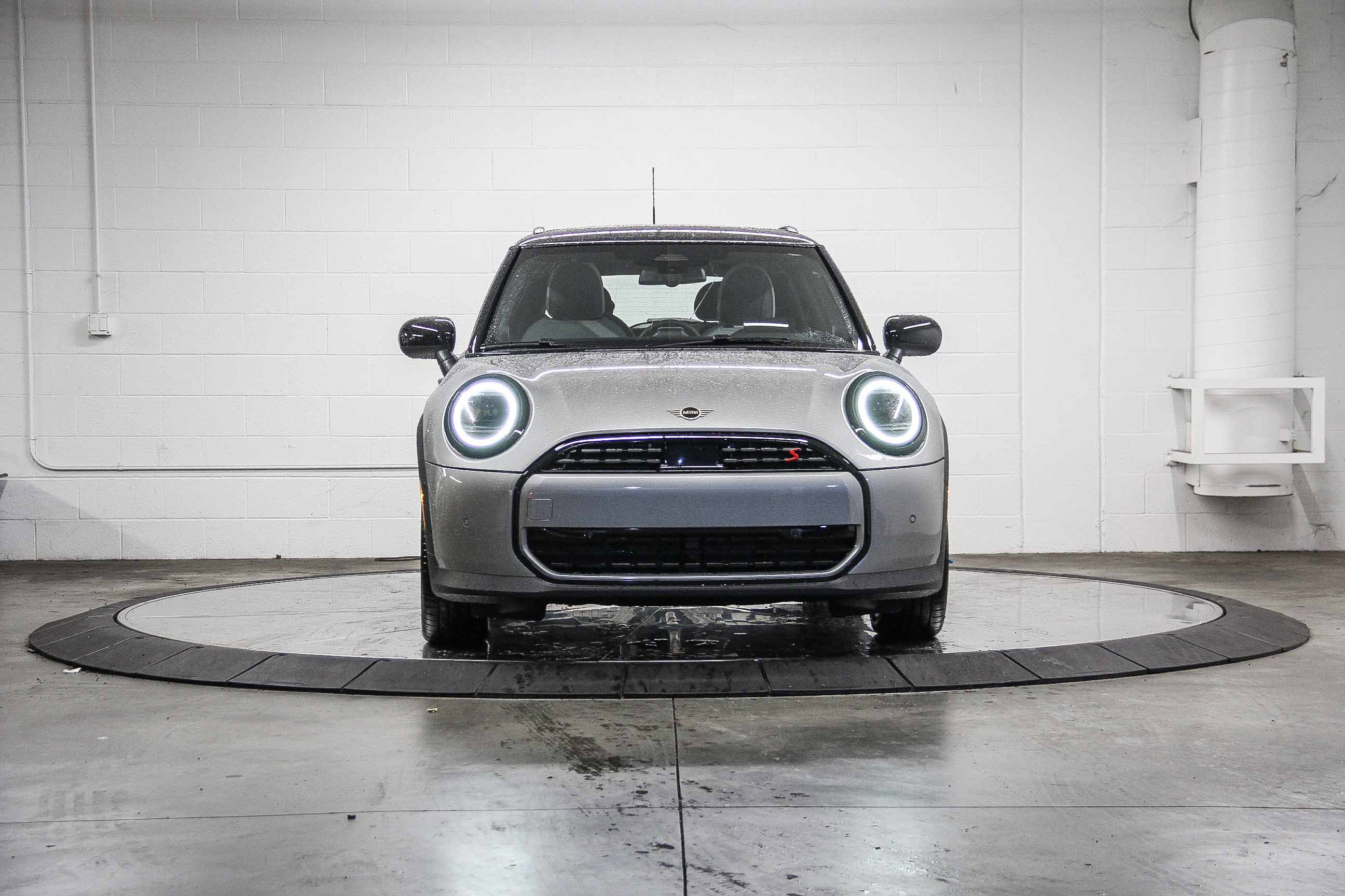 2026 Mini Cooper 2 Door Hardtop S photo 2