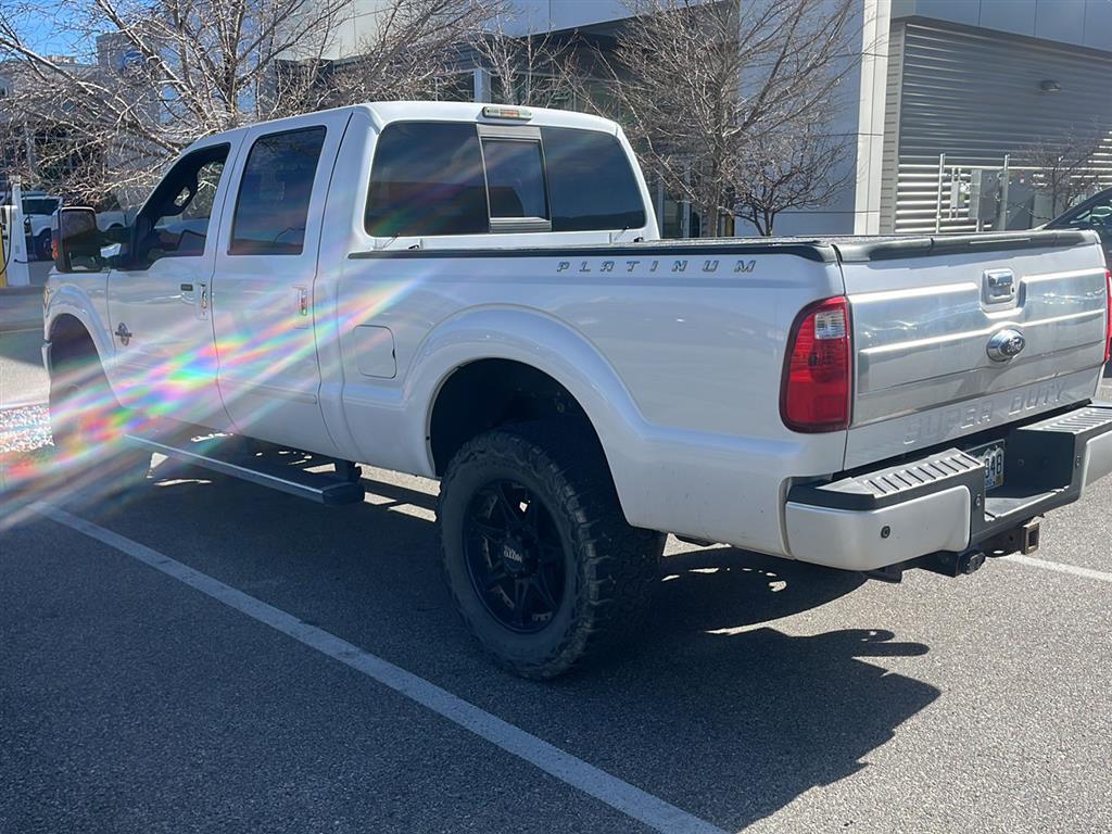 2016 Ford F-350 Platinum photo 4