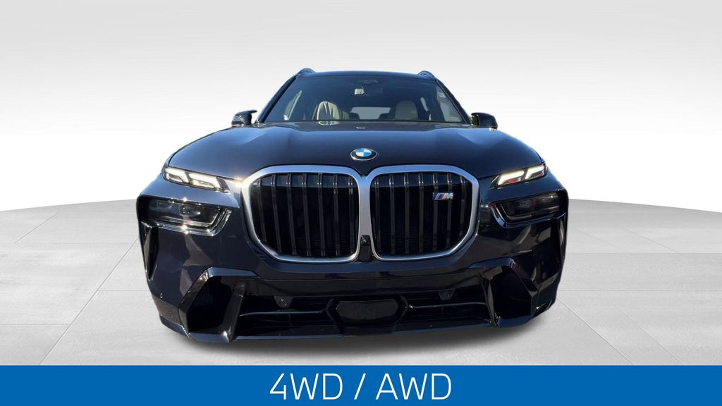 2025 Bmw X7 M60i photo 3