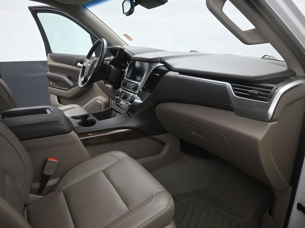 2019 Chevrolet Tahoe LT photo 15