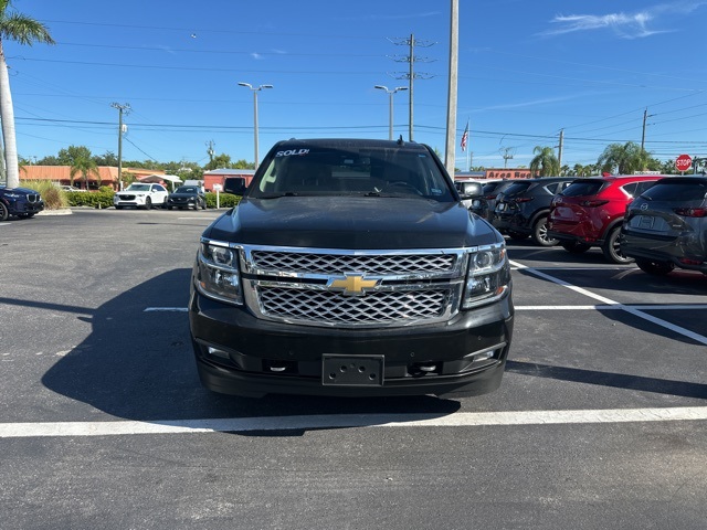 2017 Chevrolet Tahoe LT photo 2