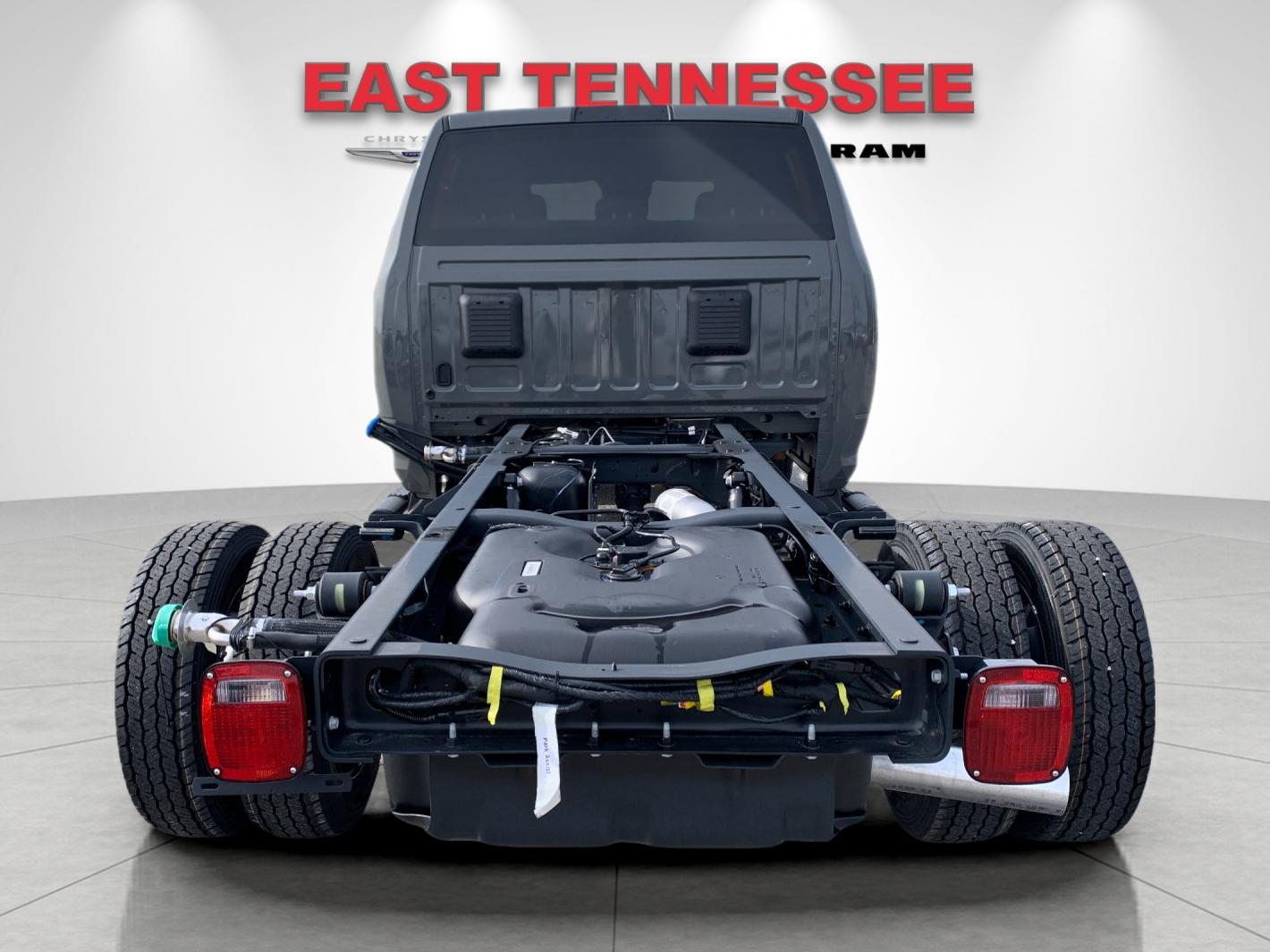 2026 Ram 4500 Tradesman photo 2