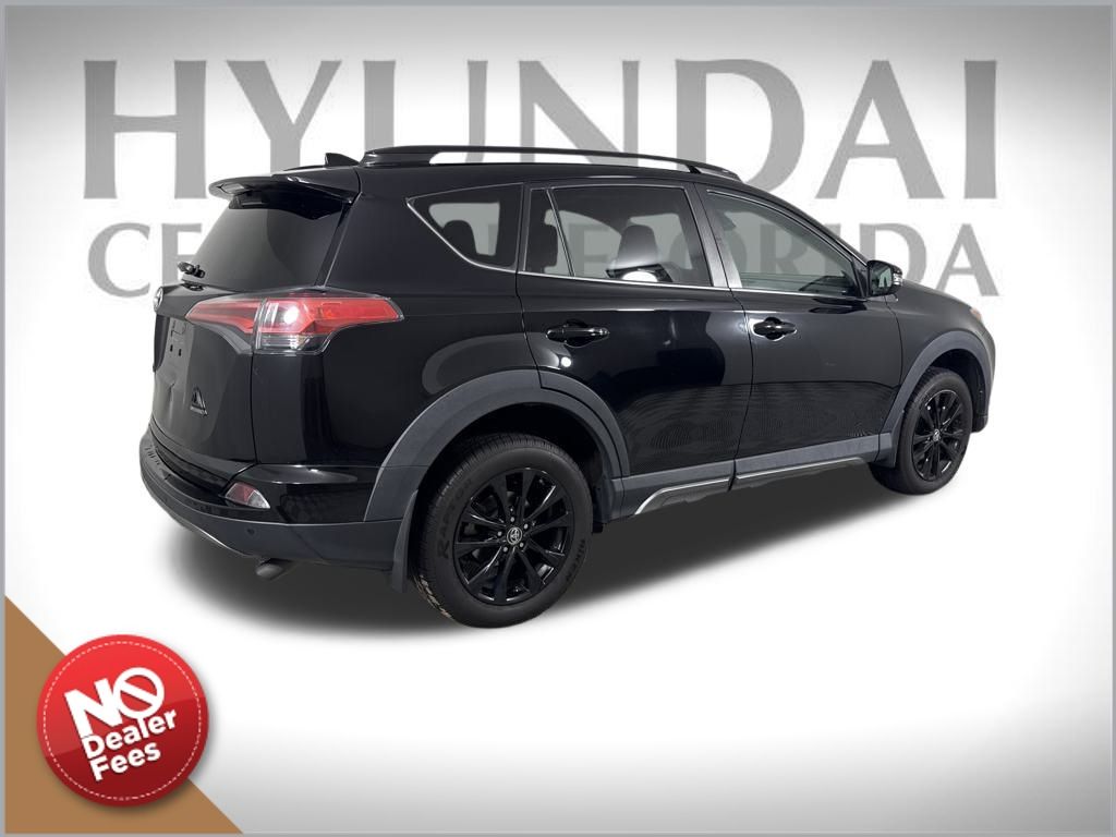 2018 Toyota RAV4 Adventure photo 3