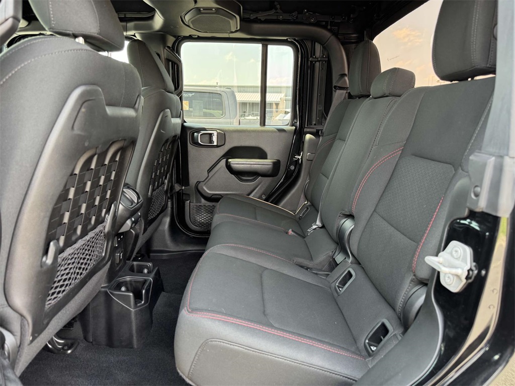 2020 Jeep Gladiator Rubicon photo 14