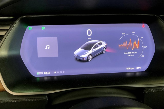 2020 Tesla Model X Long Range photo 14