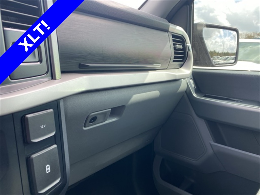 2023 Ford F-150 XLT photo 24