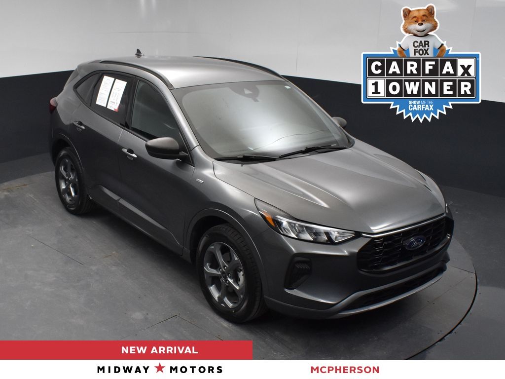 2023 Ford Escape ST-Line's photo