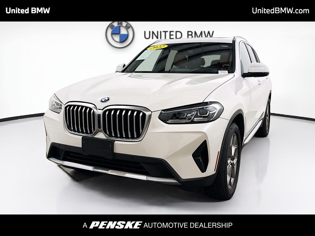 2022 BMW X3 30i's photo